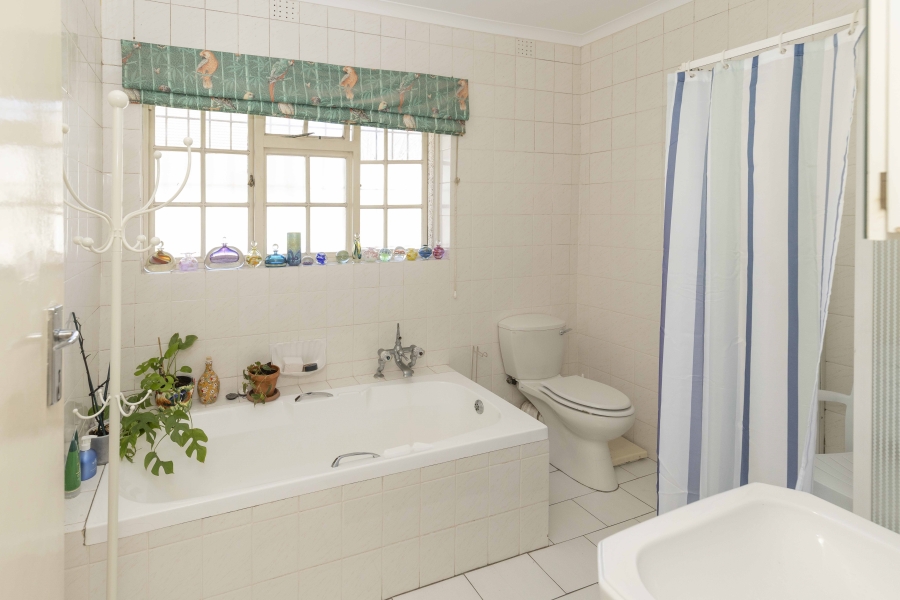 3 Bedroom Property for Sale in Claremont Western Cape
